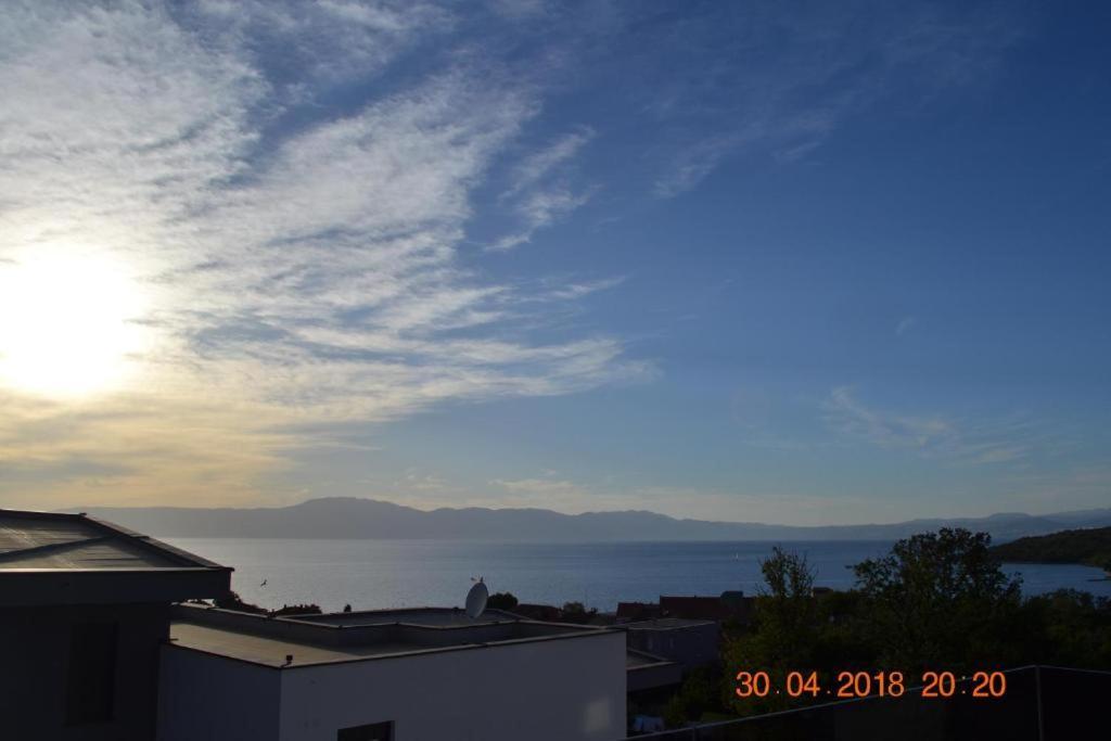 My Paradies - Njivice Penthouse*** Kültér fotó